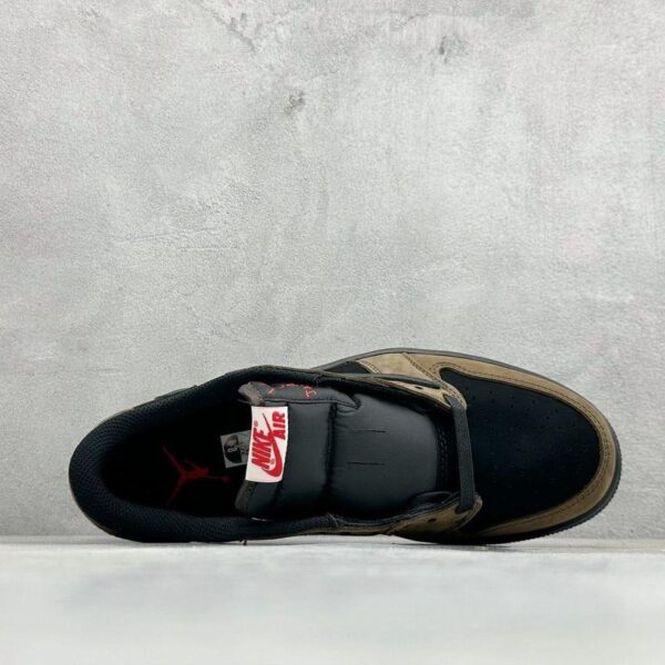 Travis Scott x Air Jordan 1 Low OG "Velvet Brown"