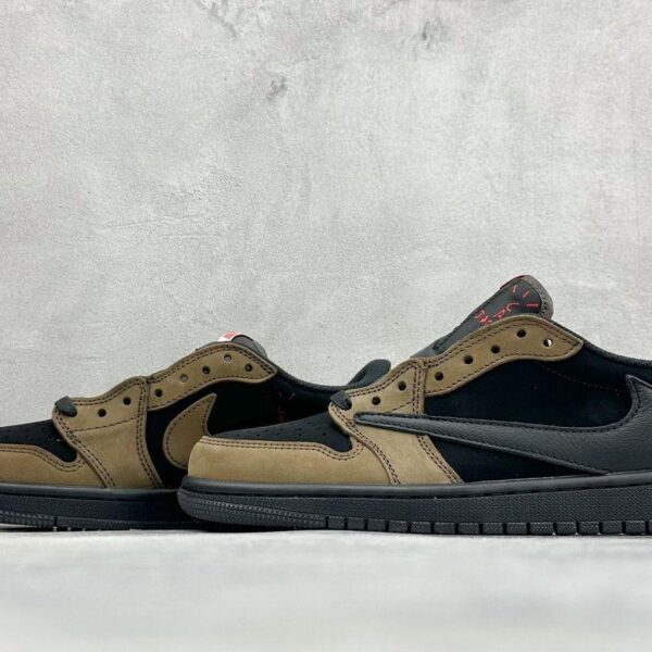Travis Scott x Air Jordan 1 Low OG "Velvet Brown"