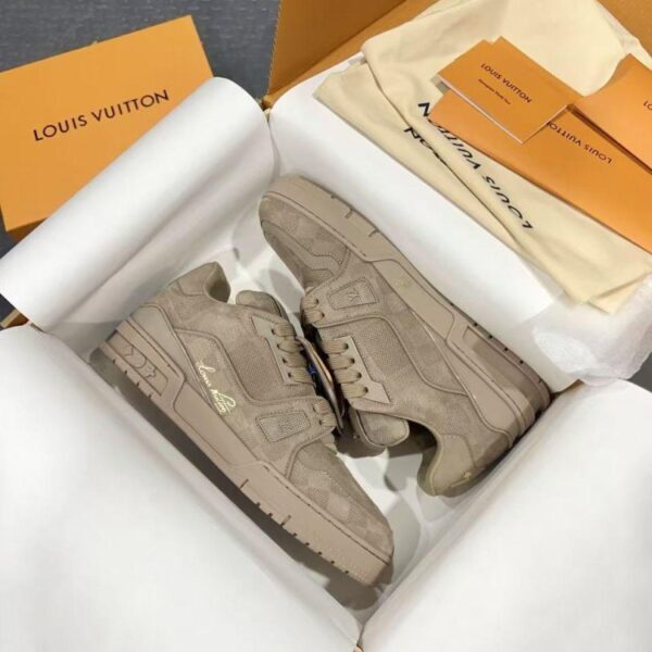 Louis Vuitton Trainer Sneaker "Taupe Brown"