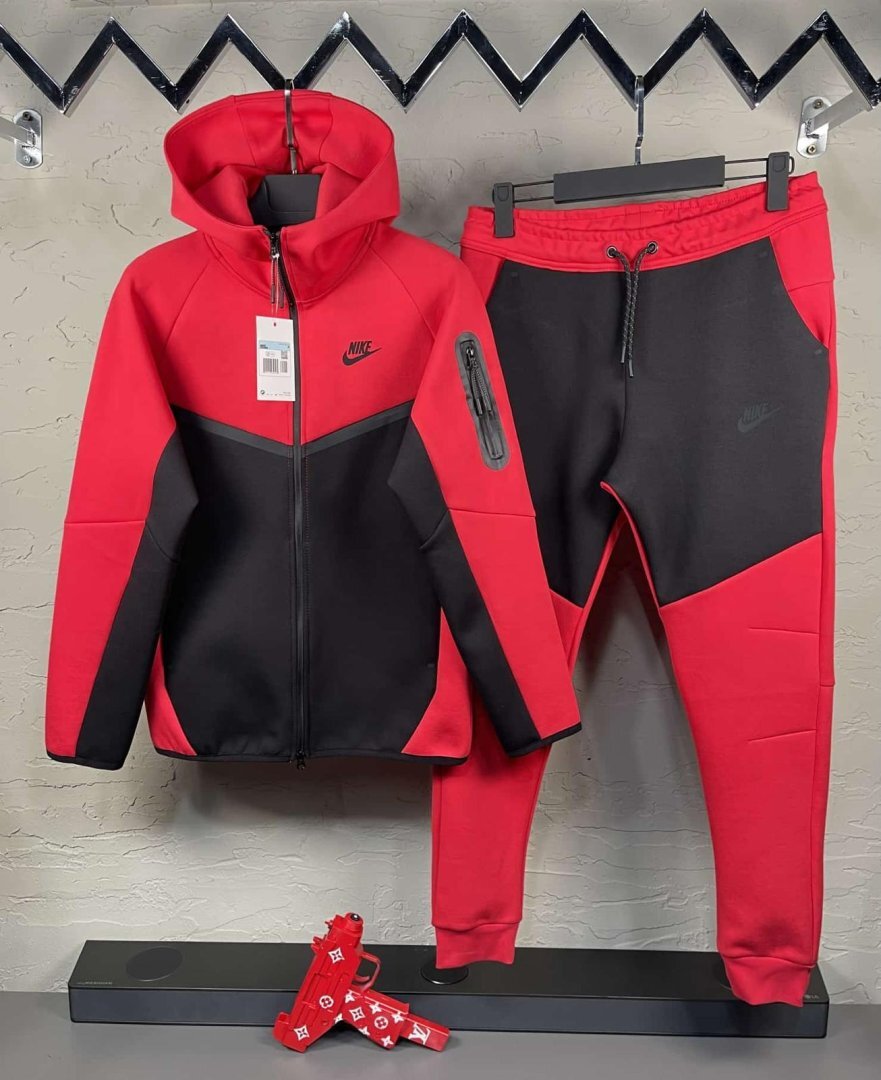 Komplet Nike Tech Fleece "Red-Black"