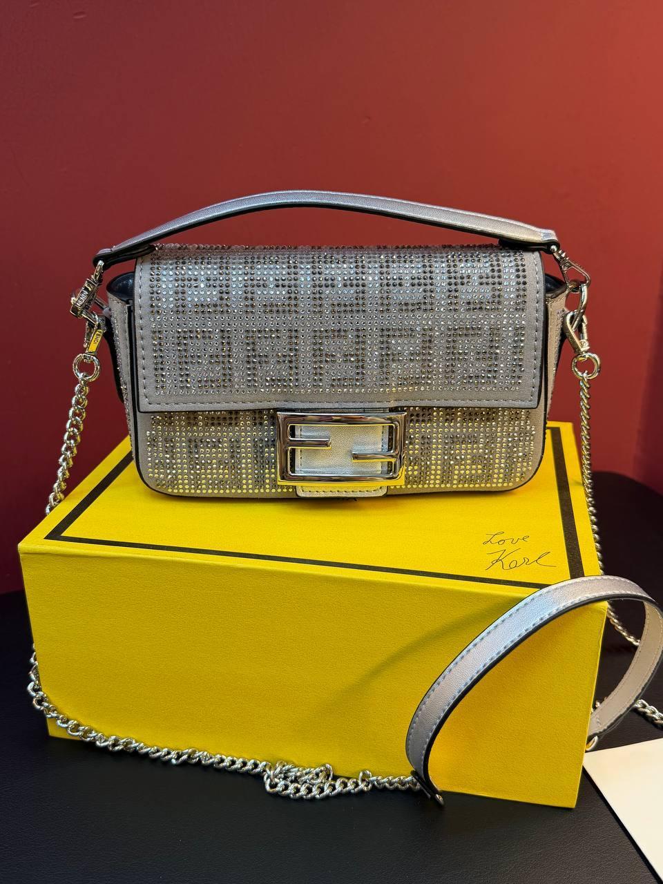 Fendi Mini Baguette Bag - Slika 4