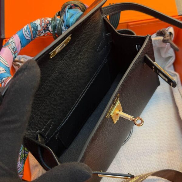Hermes Kelly 19 "Black"