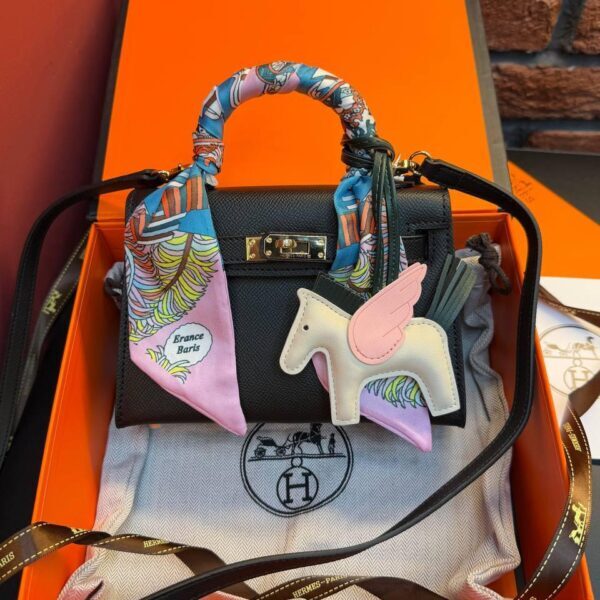 Hermes Kelly 19 "Black"