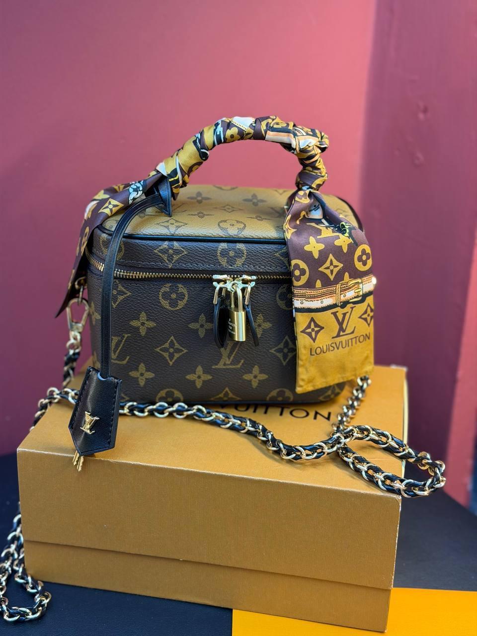 Louis Vuitton Vanity PM Monogram Reverse - Slika 2