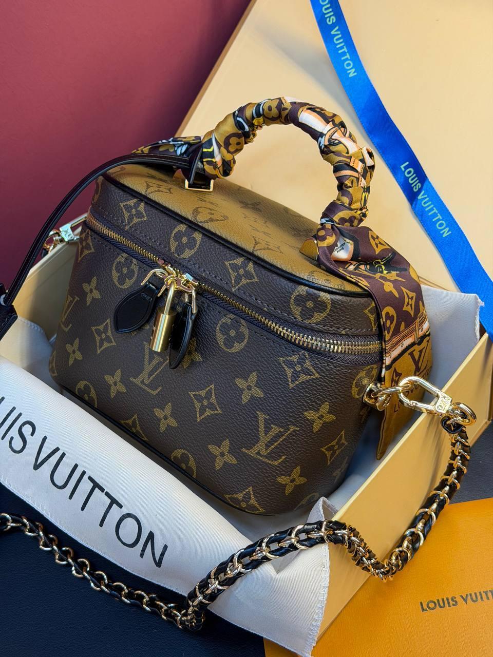 Louis Vuitton Vanity PM Monogram Reverse - Slika 5
