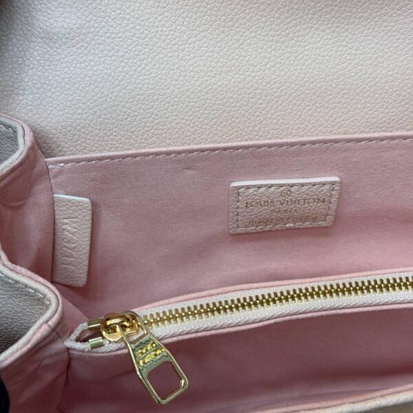 Louis Vuitton Pochette Métis East West Monogram Canvas