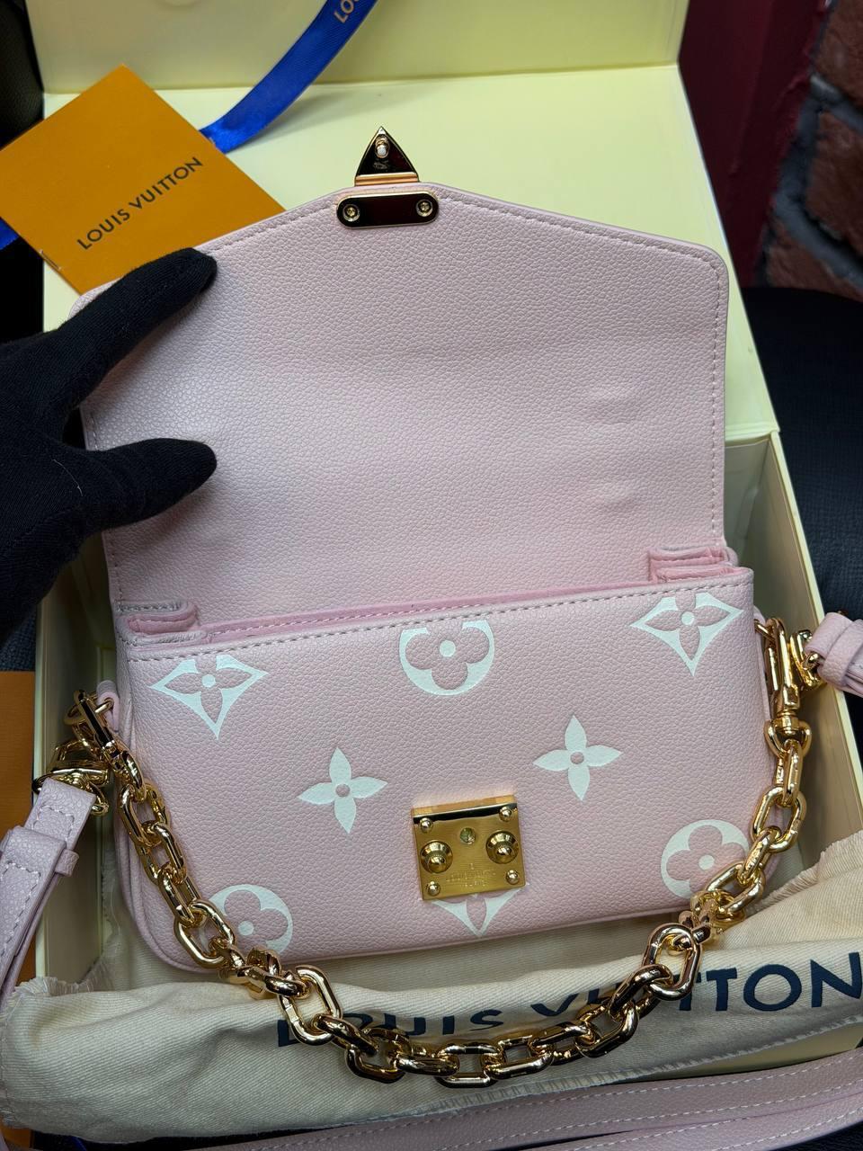 Louis Vuitton Pochette Métis East West Monogram Canvas v3 - Slika 4