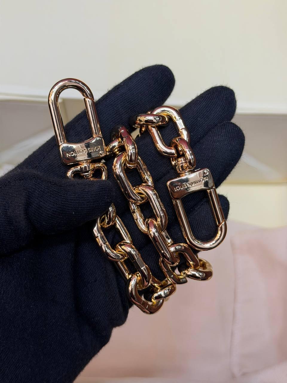 Louis Vuitton Pochette Métis East West Monogram Canvas v3 - Slika 9