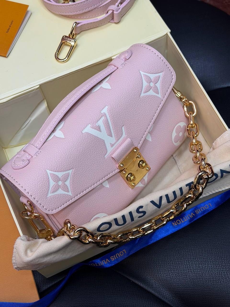 Louis Vuitton Pochette Métis East West Monogram Canvas v3 - Slika 12