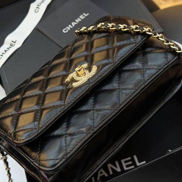 CHANEL Wallet On Chain "Black"