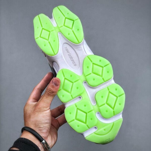 New Balance 9060 "Glow"