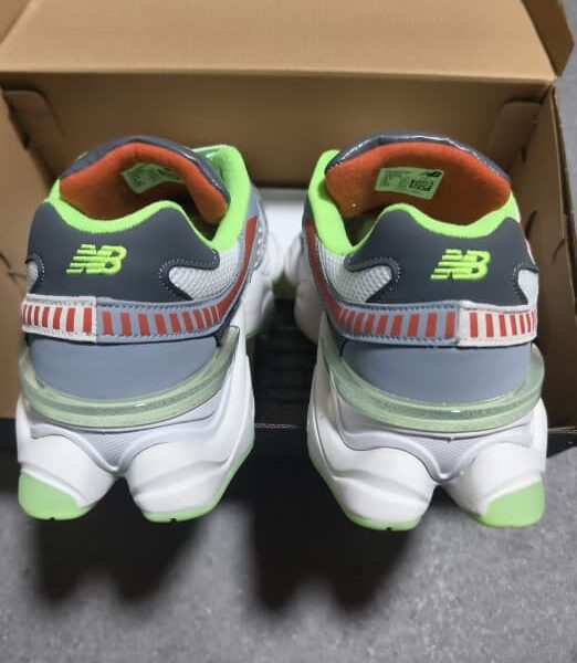 New Balance 9060 "Glow"