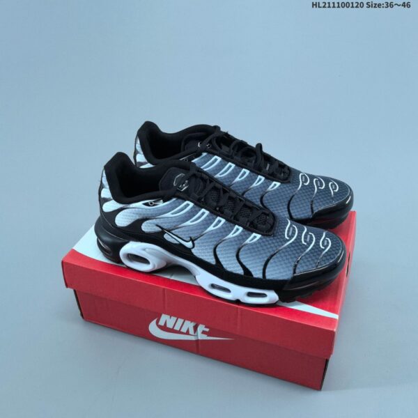 Nike Air Max TN Black Metallic Silver Reflect