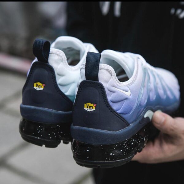 Nike Air VaporMax Plus Blizzard