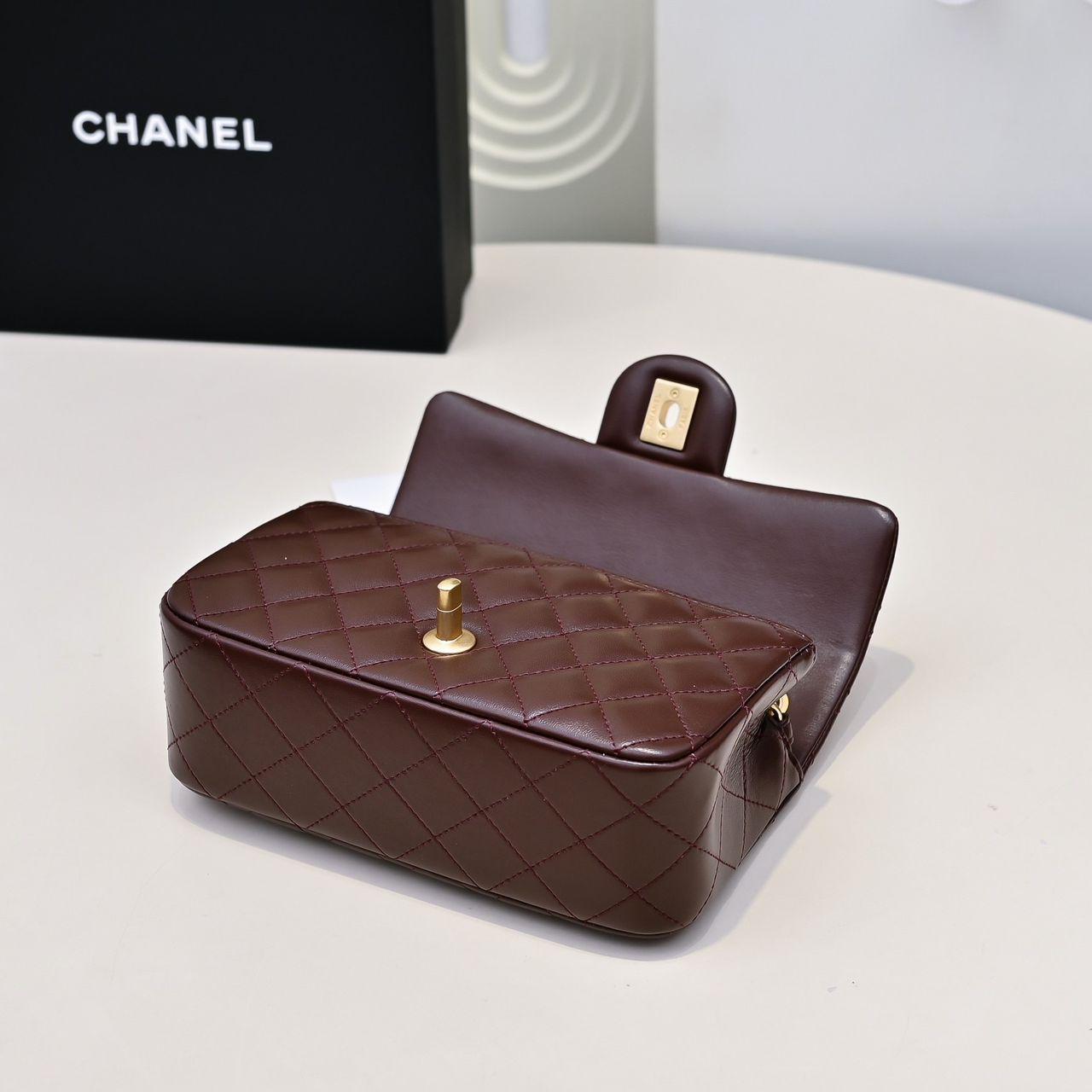 CHANEL Mini Flap Bag Brown - Slika 5